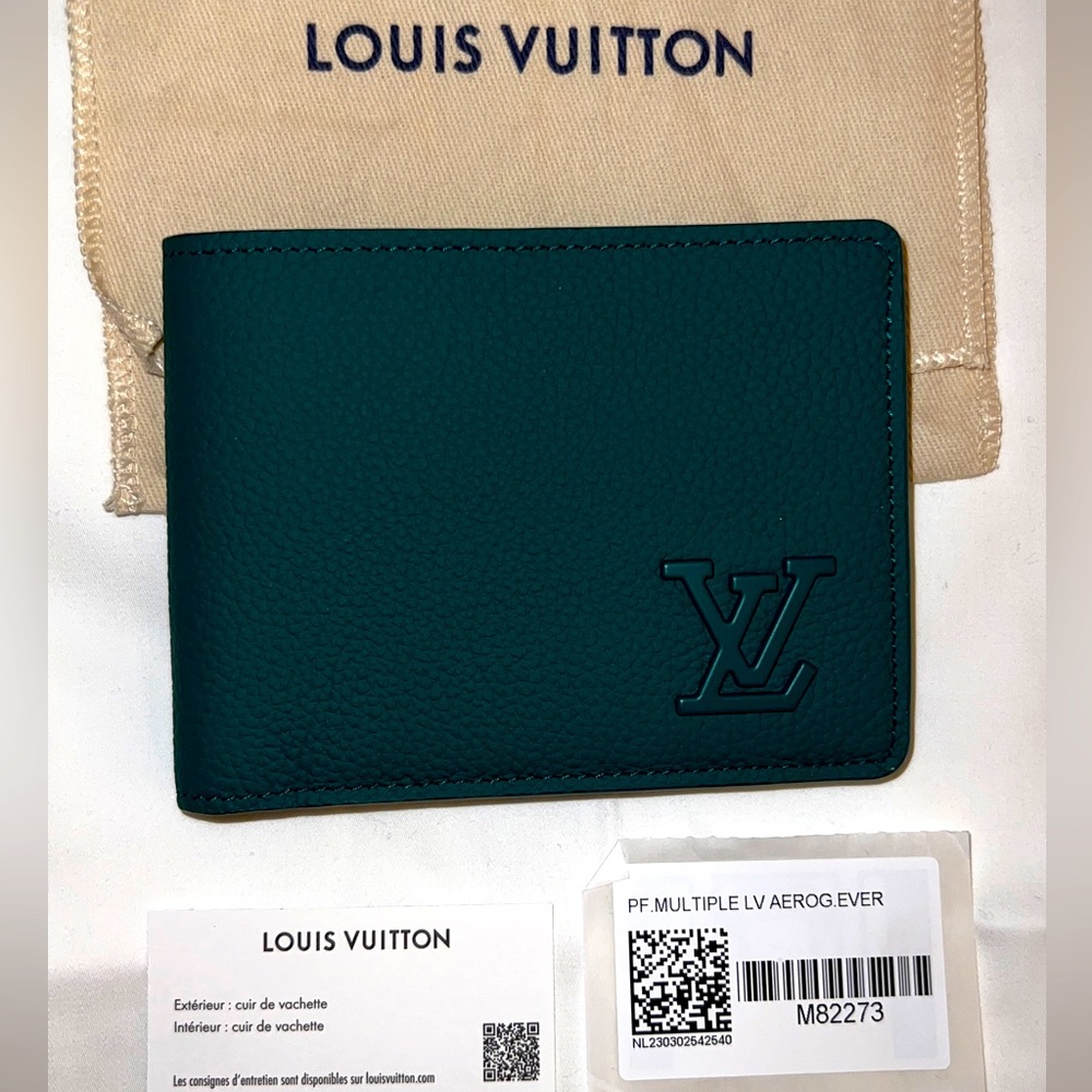 Brand New Louis Vuitton Muktiple Wallet